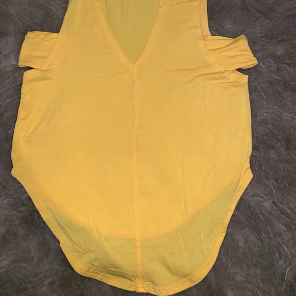 Tank - Picture 2 of 2